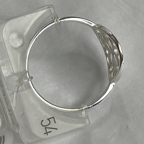 TOSH 925 Silver Plated Ring with Floral Cut-out Size 54 - Picture 6 of 16